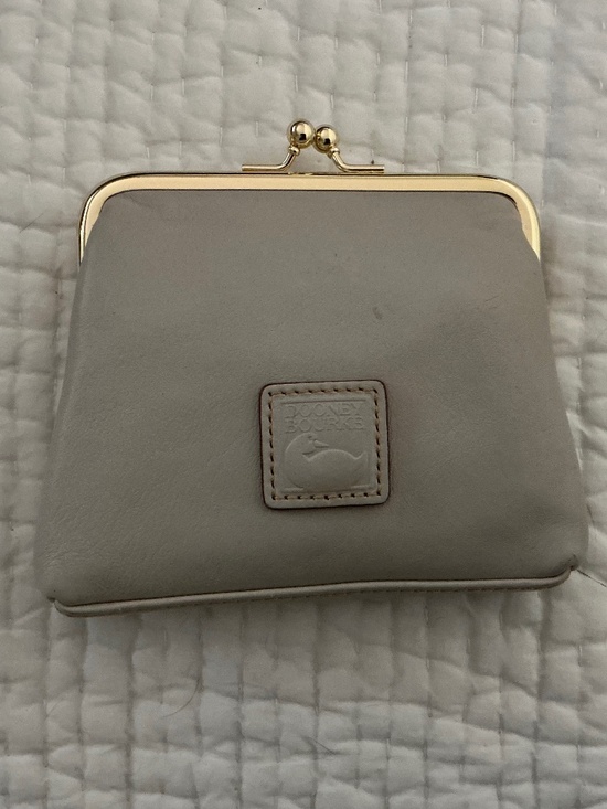 Dooney & Bourke Handbags - Dooney & Bourke Large Frame Purse